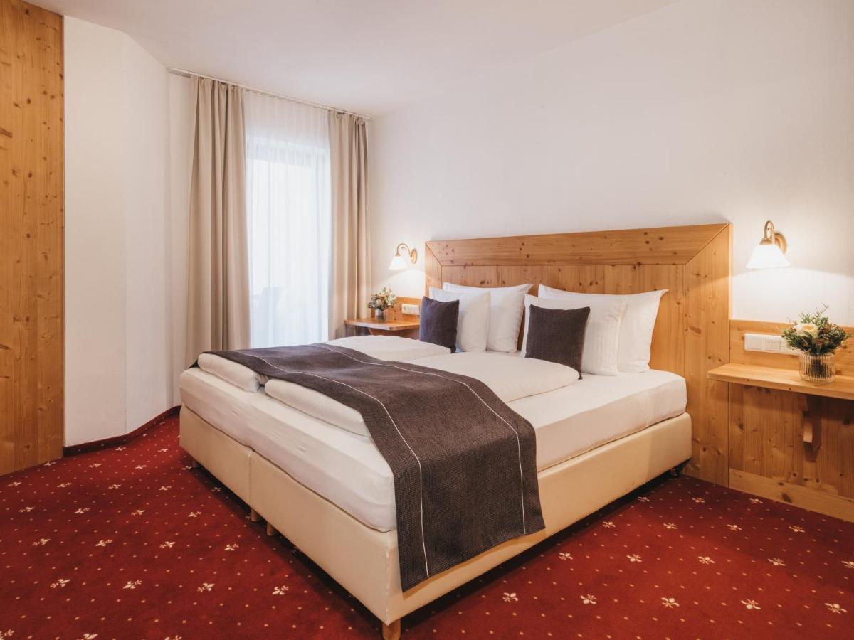 Hotel Vier Jahreszeiten By Vaya Inkl Zell Am See-Kaprun Sommerkarte Luaran gambar
