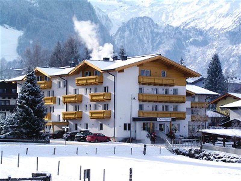 Hotel Vier Jahreszeiten By Vaya Inkl Zell Am See-Kaprun Sommerkarte Luaran gambar